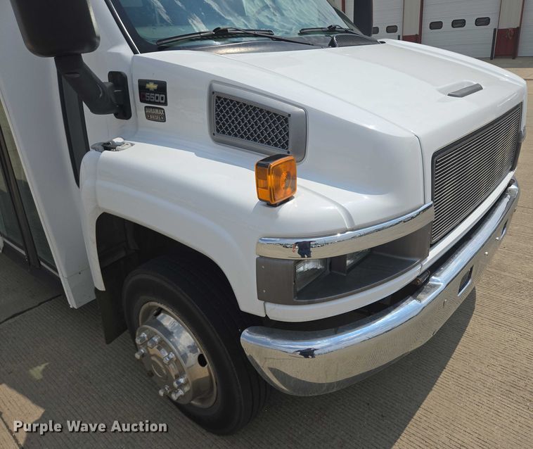 image for item ER5268 2007 Chevrolet C5V042 shuttle bus