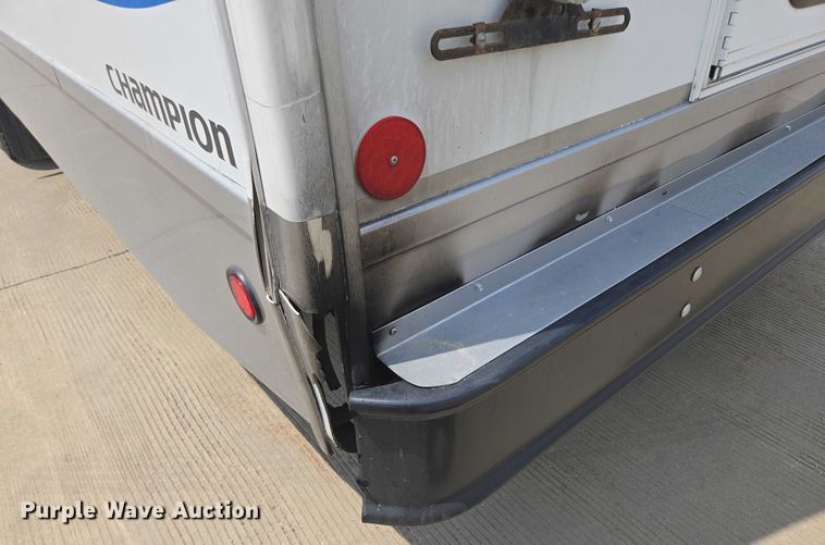 image for item ER5268 2007 Chevrolet C5V042 shuttle bus