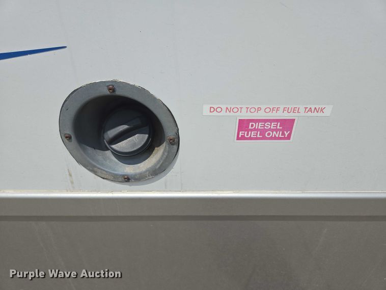 image for item ER5268 2007 Chevrolet C5V042 shuttle bus