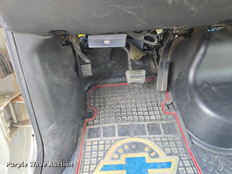 image for item ER5268 2007 Chevrolet C5V042 shuttle bus