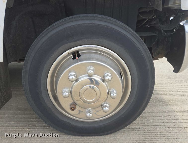 image for item ER5268 2007 Chevrolet C5V042 shuttle bus