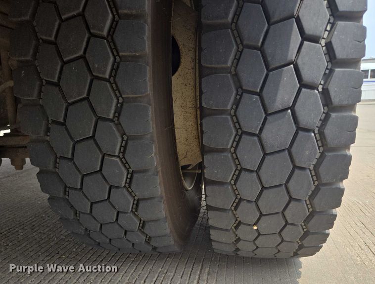 image for item ER5268 2007 Chevrolet C5V042 shuttle bus