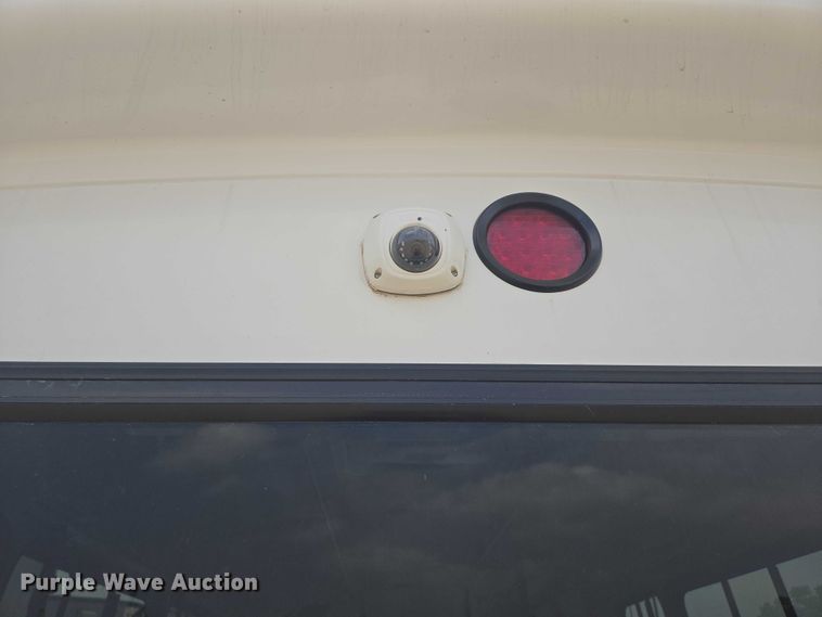 image for item ER5269 2015 Ford E450 shuttle bus