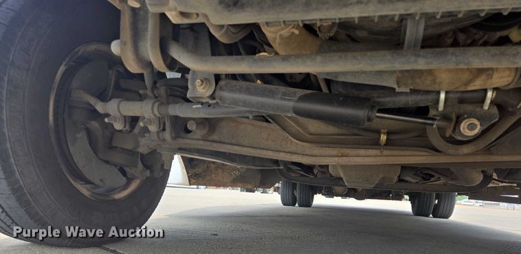 image for item ER5269 2015 Ford E450 shuttle bus