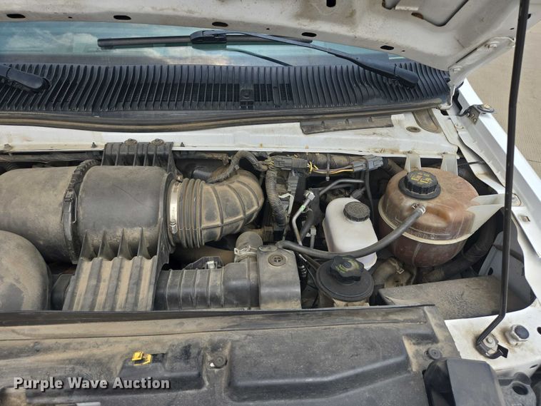 image for item ER5269 2015 Ford E450 shuttle bus