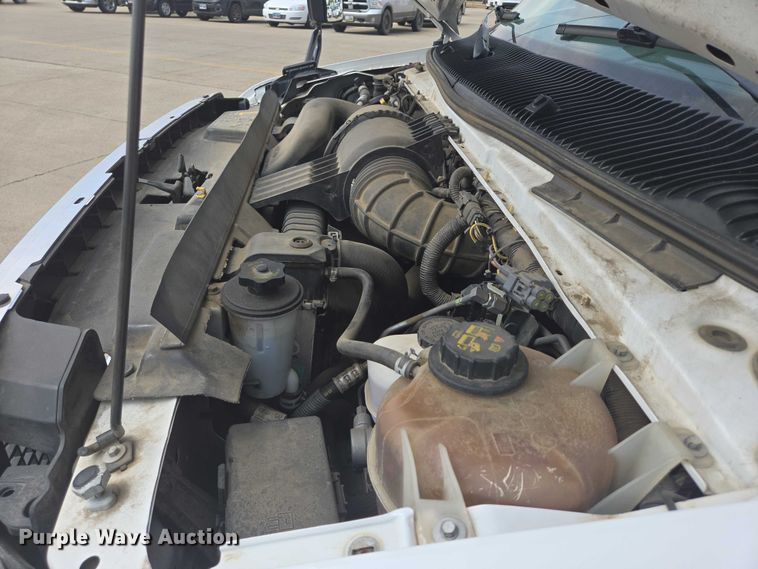 image for item ER5269 2015 Ford E450 shuttle bus