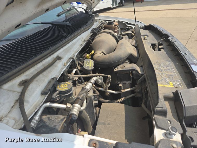 image for item ER5269 2015 Ford E450 shuttle bus