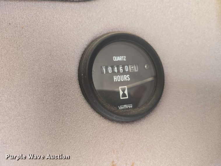 image for item ER5270 2016 Ford E450 shuttle bus