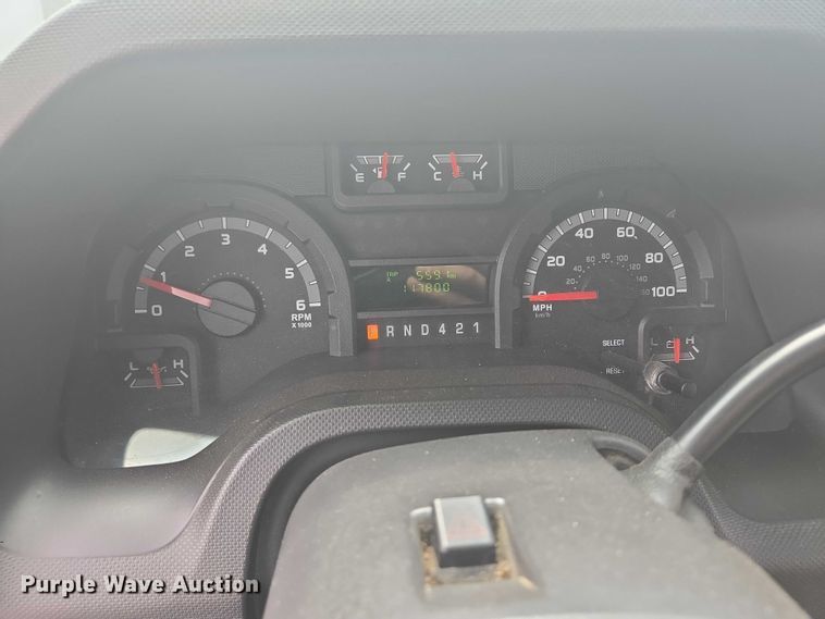 image for item ER5270 2016 Ford E450 shuttle bus