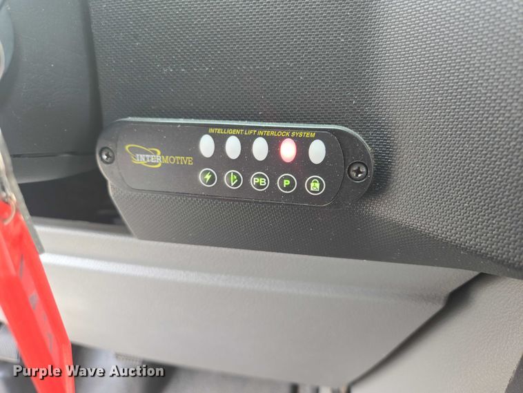 image for item ER5270 2016 Ford E450 shuttle bus