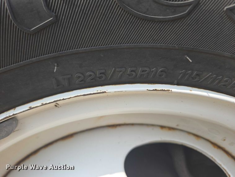 image for item ER5270 2016 Ford E450 shuttle bus