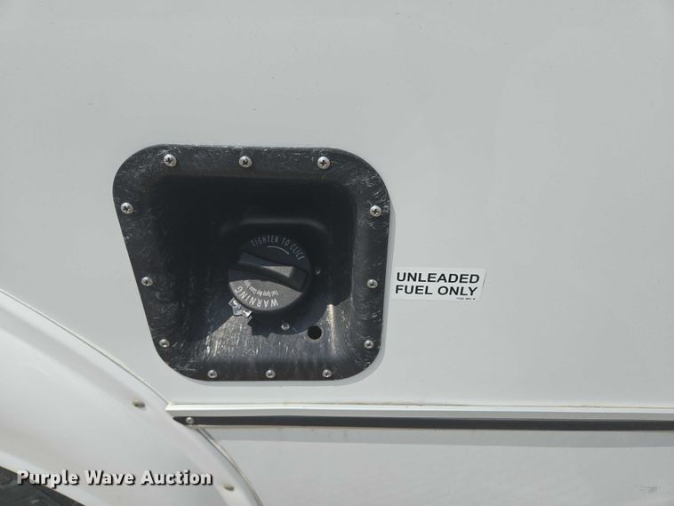 image for item ER5271 2016 Ford E450 shuttle bus