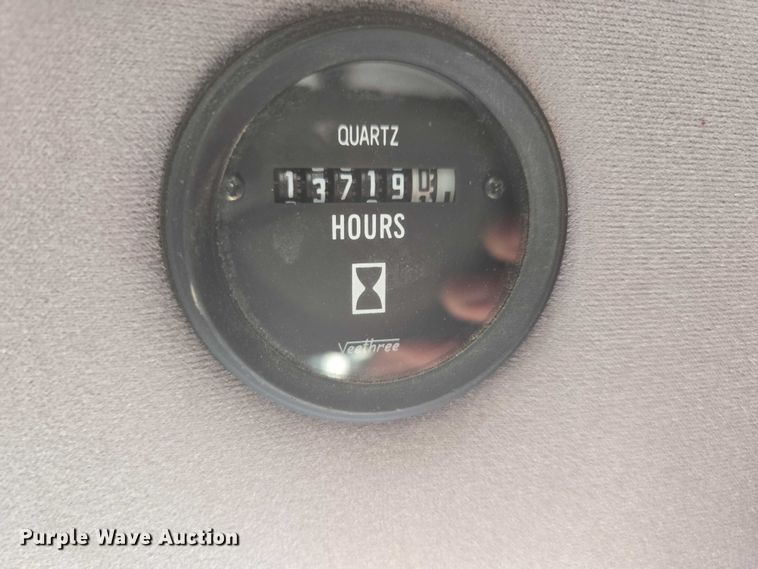 image for item ER5271 2016 Ford E450 shuttle bus