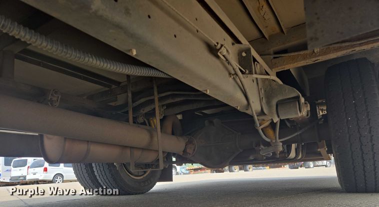 image for item ER5271 2016 Ford E450 shuttle bus