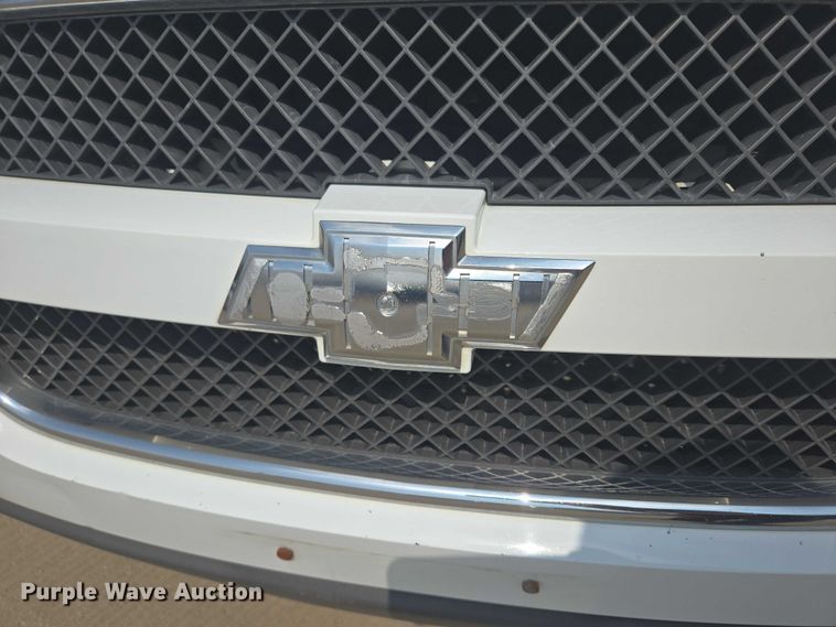 image for item ER5272 2006 Chevrolet Uplander LT van