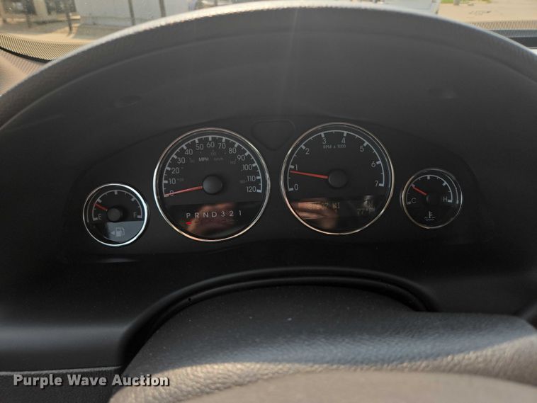 image for item ER5272 2006 Chevrolet Uplander LT van