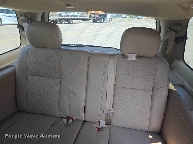 image for item ER5272 2006 Chevrolet Uplander LT van