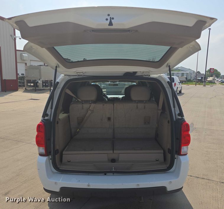 image for item ER5272 2006 Chevrolet Uplander LT van