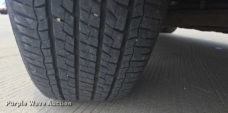 image for item ER5272 2006 Chevrolet Uplander LT van