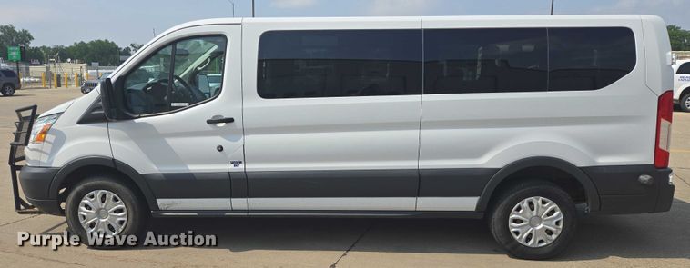 image for item ER5273 2015 Ford Transit 350 van