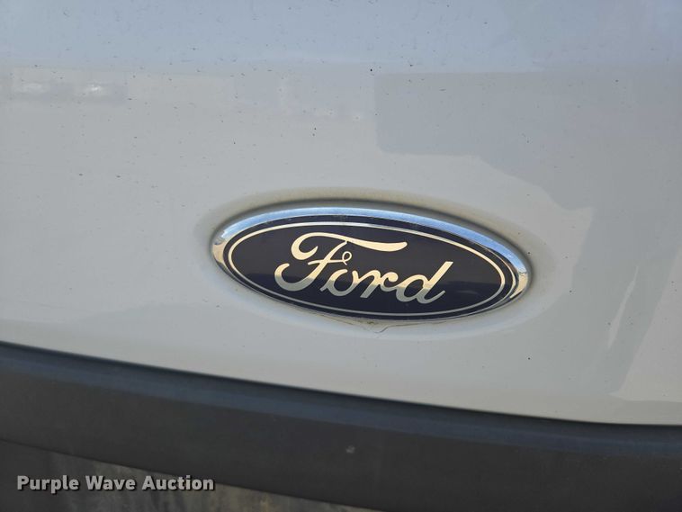 image for item ER5273 2015 Ford Transit 350 van