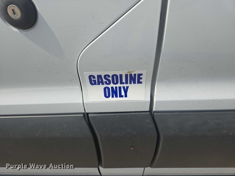 image for item ER5273 2015 Ford Transit 350 van