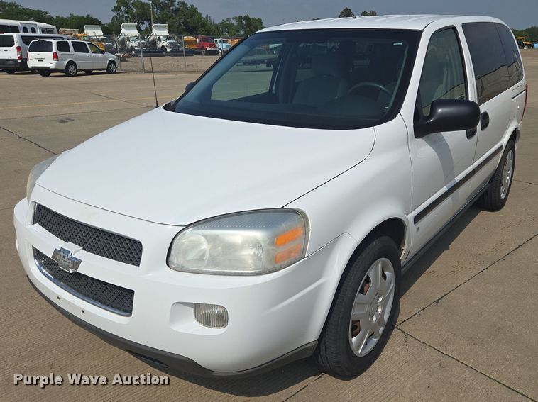image for item ER5274 2008 Chevrolet Uplander LS van