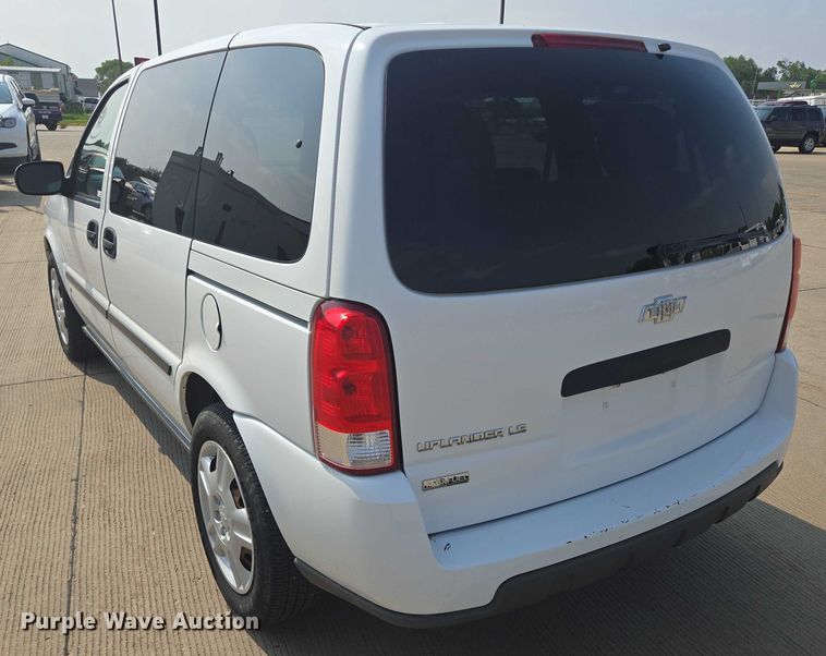 image for item ER5274 2008 Chevrolet Uplander LS van