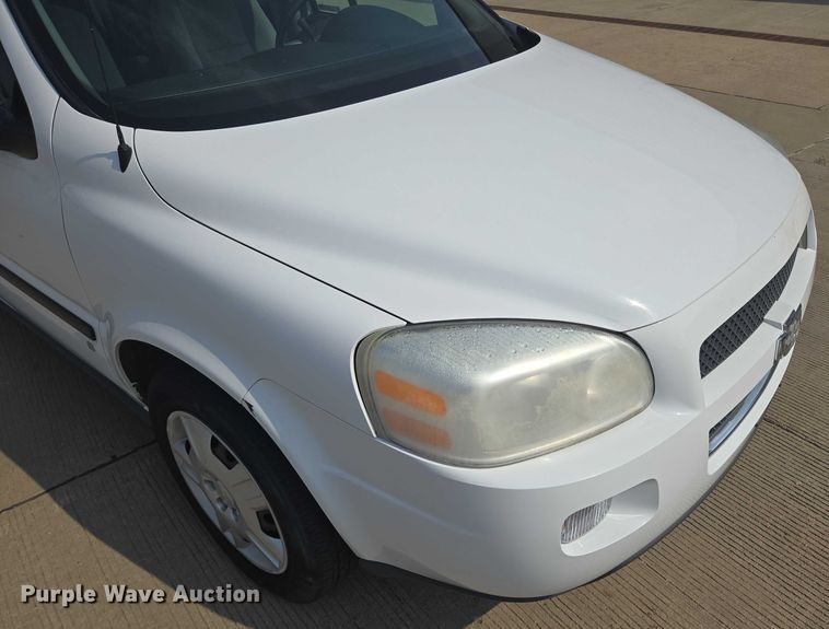 image for item ER5274 2008 Chevrolet Uplander LS van