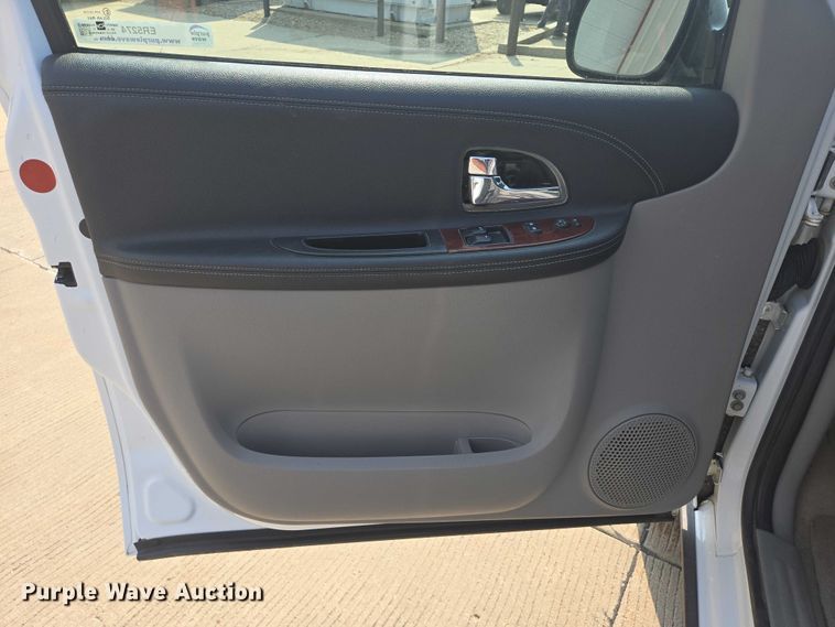 image for item ER5274 2008 Chevrolet Uplander LS van