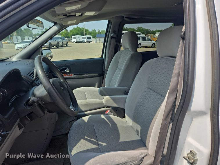 image for item ER5274 2008 Chevrolet Uplander LS van