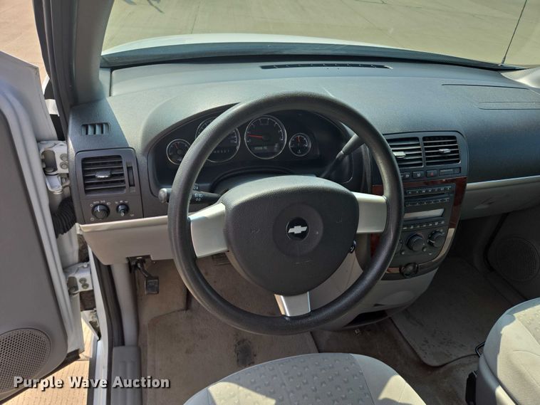 image for item ER5274 2008 Chevrolet Uplander LS van