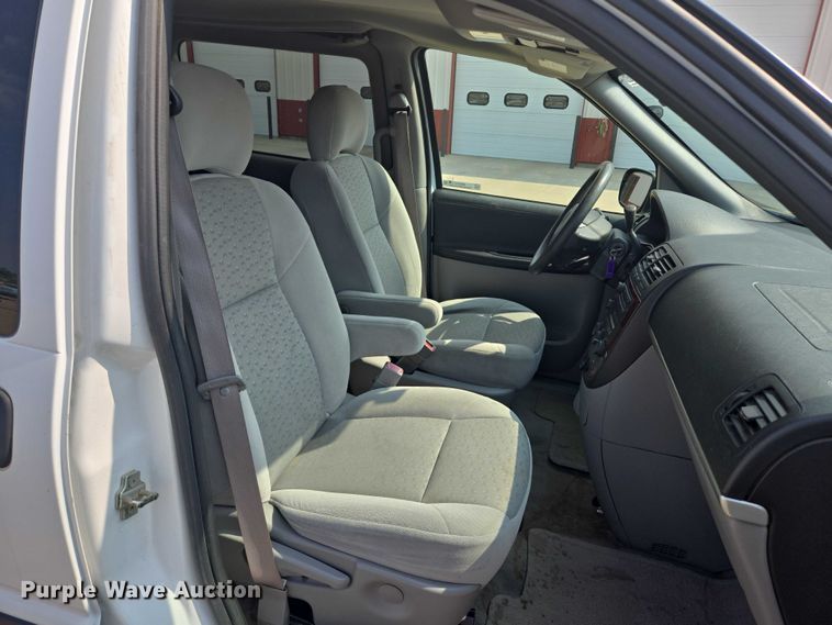 image for item ER5274 2008 Chevrolet Uplander LS van