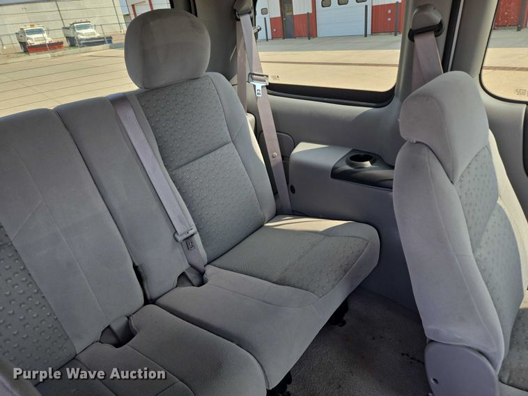 image for item ER5274 2008 Chevrolet Uplander LS van