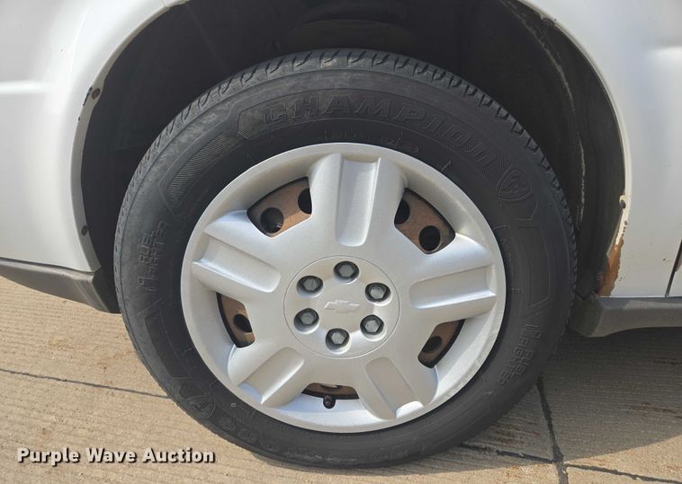 image for item ER5274 2008 Chevrolet Uplander LS van