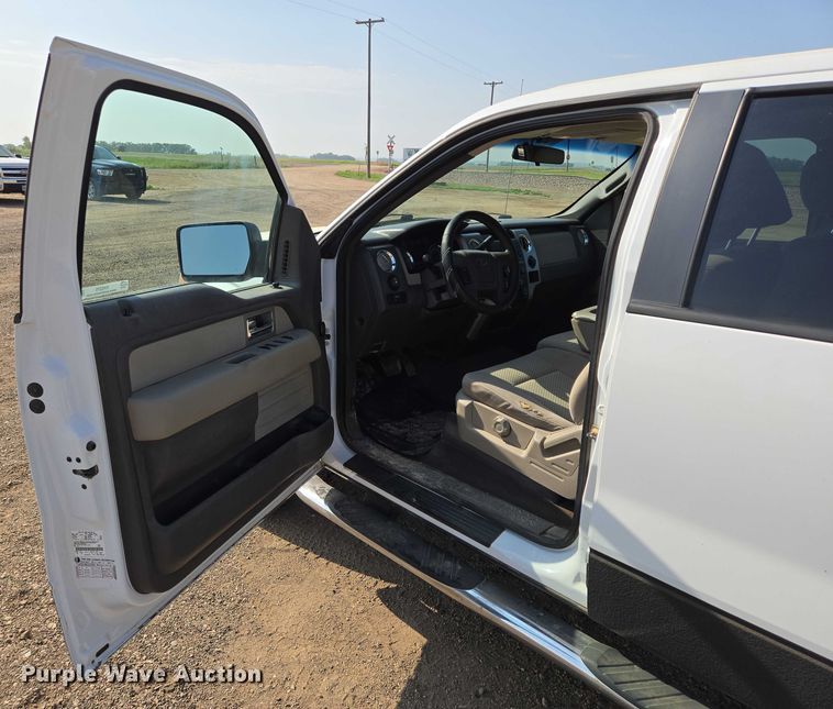 image for item ER5275 2010 Ford F150 SuperCrew pickup truck
