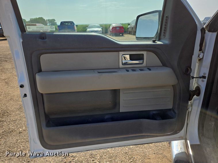 image for item ER5275 2010 Ford F150 SuperCrew pickup truck