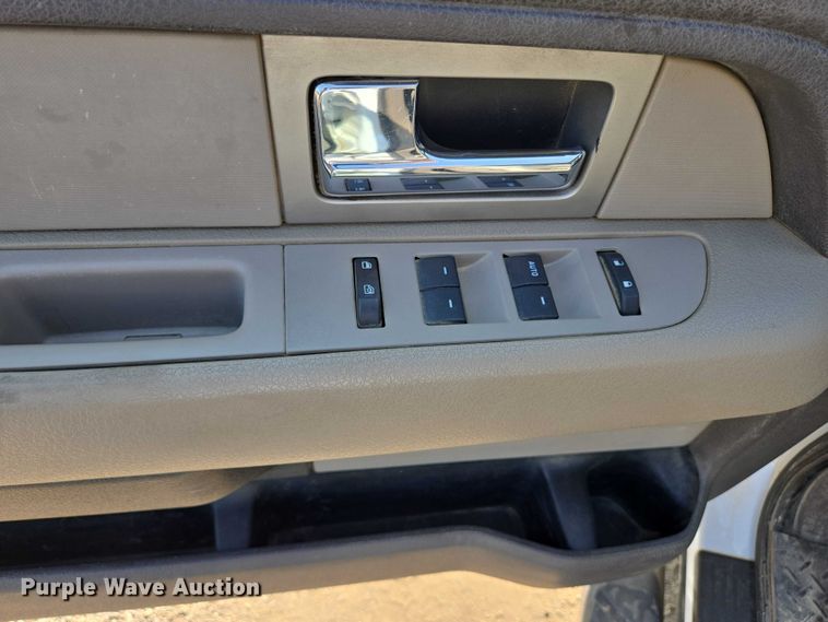 image for item ER5275 2010 Ford F150 SuperCrew pickup truck
