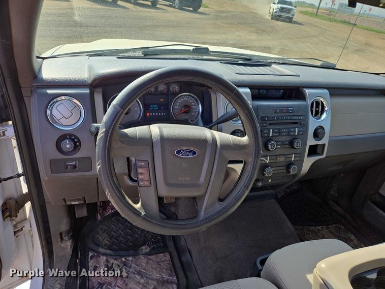 image for item ER5275 2010 Ford F150 SuperCrew pickup truck