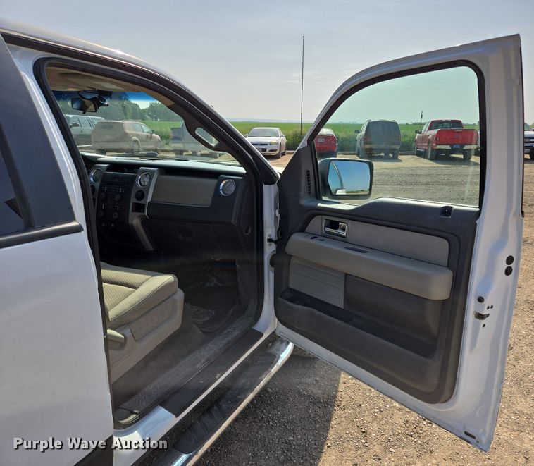 image for item ER5275 2010 Ford F150 SuperCrew pickup truck
