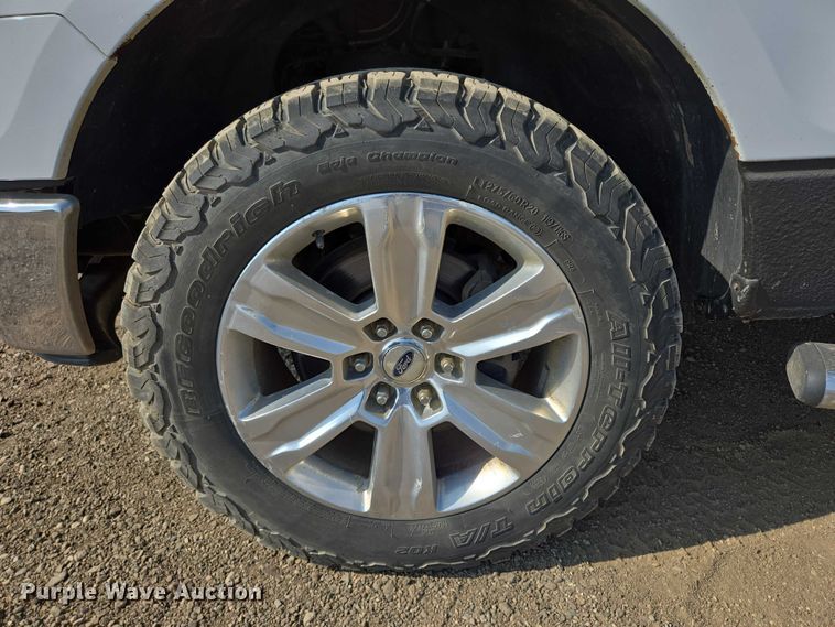 image for item ER5275 2010 Ford F150 SuperCrew pickup truck