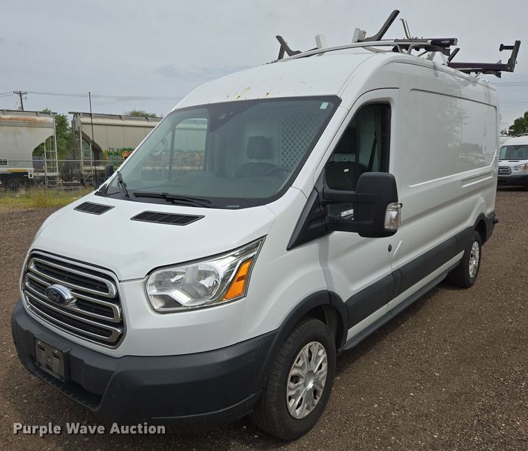 image for item ER5282 2017 Ford Transit 350 van