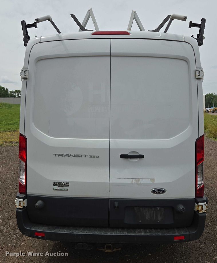 image for item ER5282 2017 Ford Transit 350 van