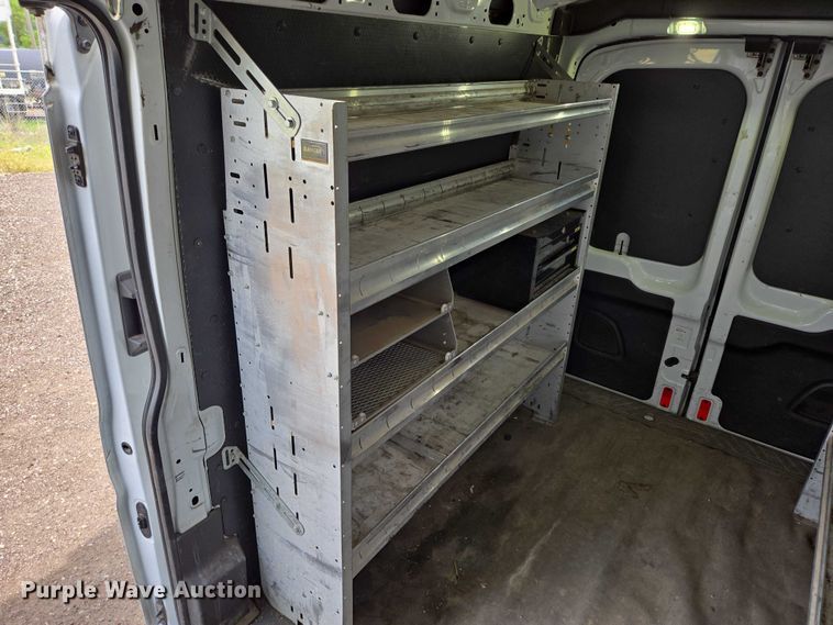 image for item ER5282 2017 Ford Transit 350 van