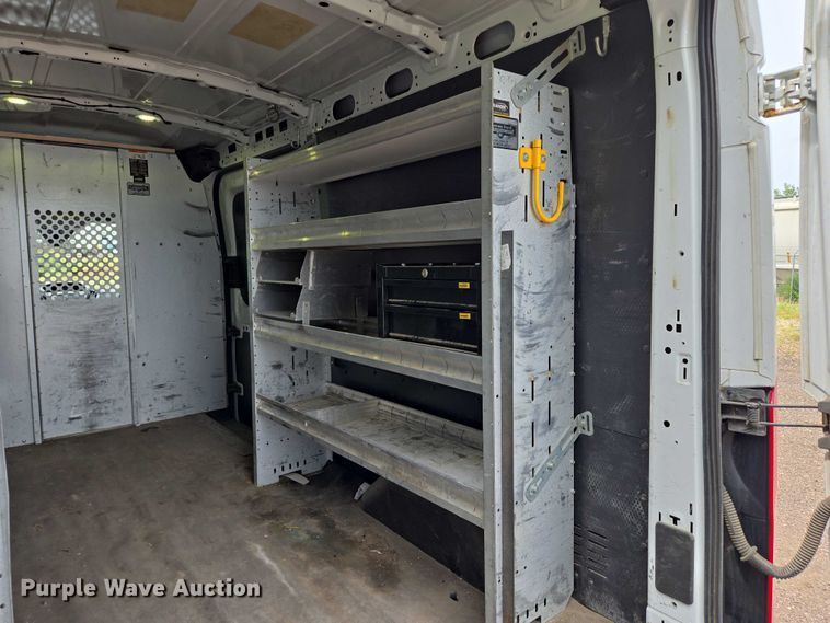 image for item ER5282 2017 Ford Transit 350 van