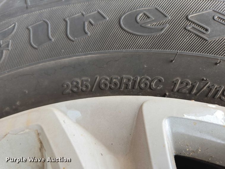 image for item ER5282 2017 Ford Transit 350 van