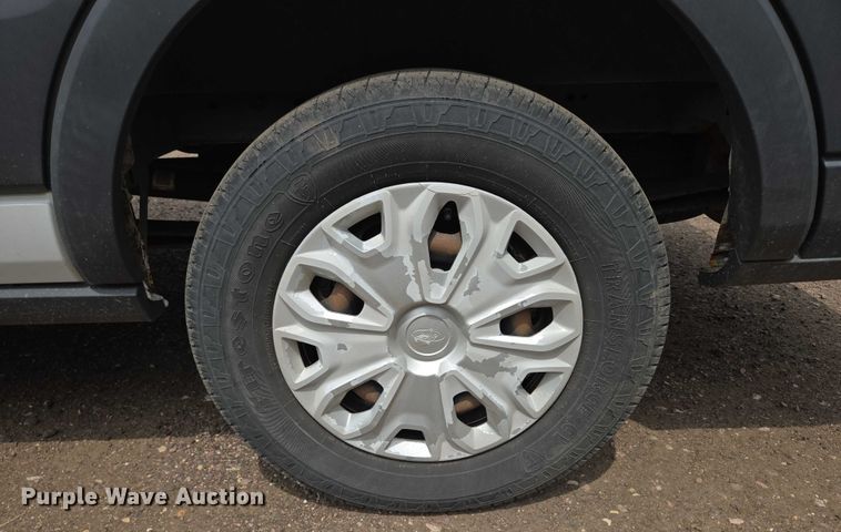 image for item ER5282 2017 Ford Transit 350 van