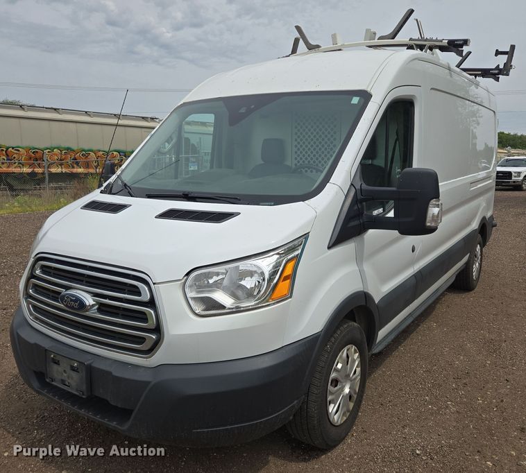 image for item ER5283 2017 Ford Transit 350 van