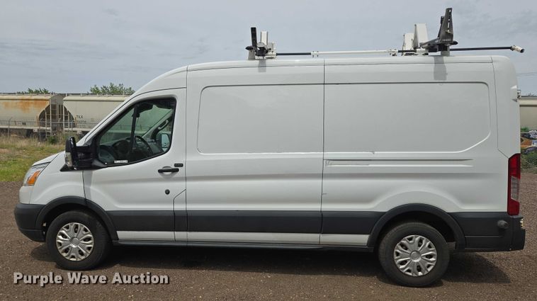 image for item ER5283 2017 Ford Transit 350 van