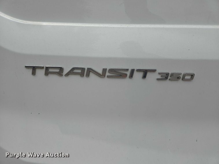 image for item ER5283 2017 Ford Transit 350 van